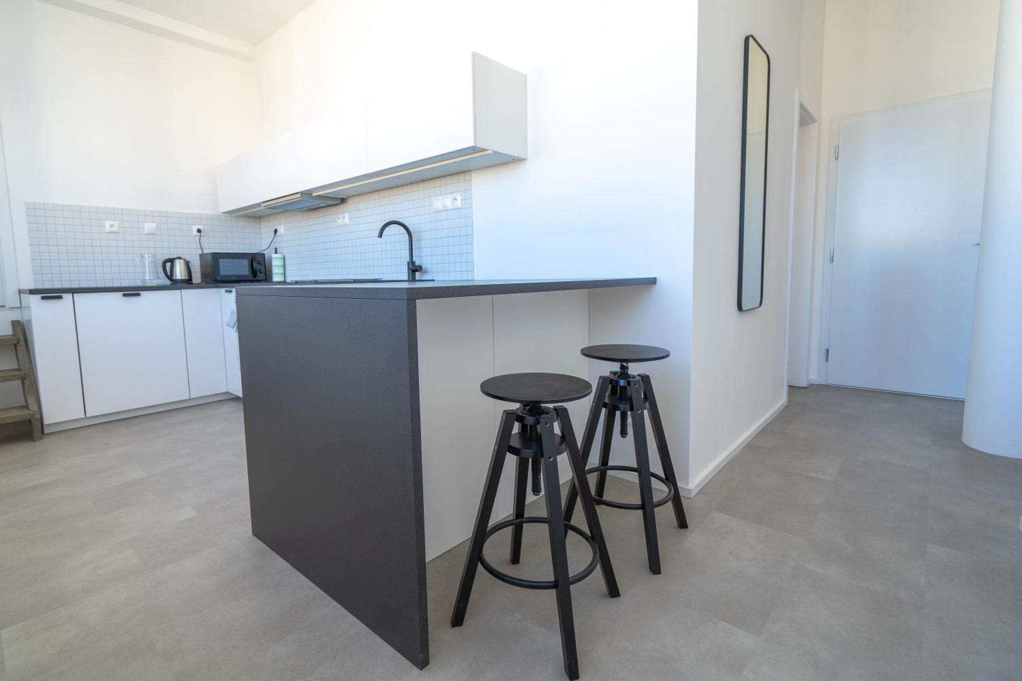 Old Town Apartment Black Bratislava Bagian luar foto